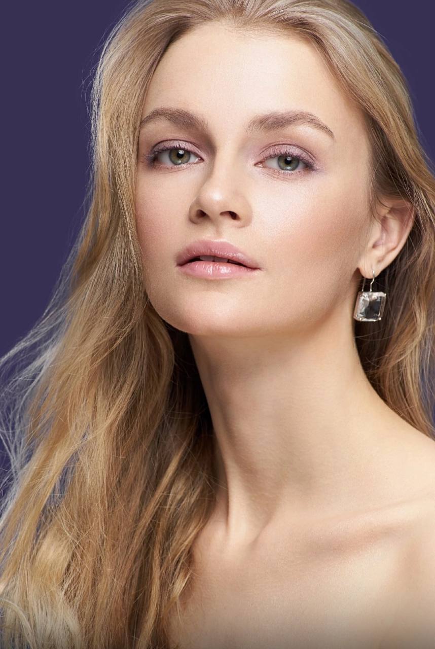 Natürliches Tages-Make-up mit sanftem Glow – Visagistin Natali Beliaeva, Nürnberg