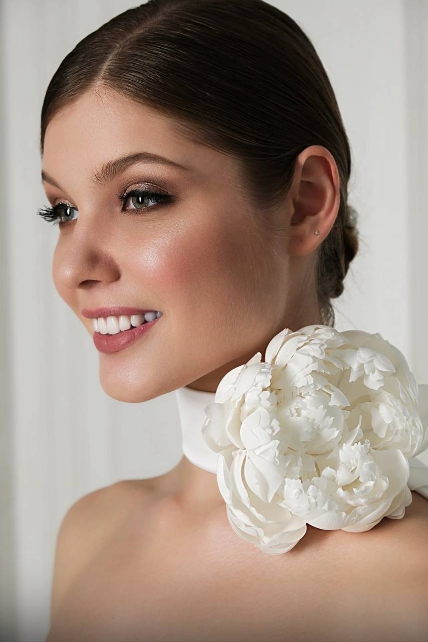 Zartes Abend-Make-up mit strahlender Haut und betonten Augen – Visagistin Natali Beliaeva, Nürnberg